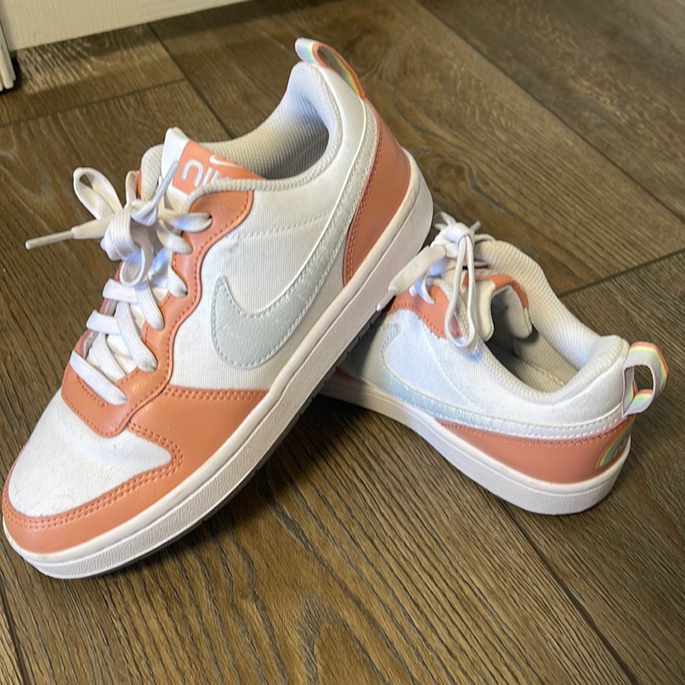 Nike SB Special Edition Court Borough Low 2 White & Pink Shoes